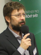 Alan Vaüpeniücîek 22