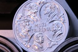 a Muži 28. října detail 5064